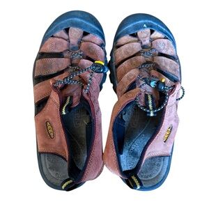 Keen Women’s Newport Leather Waterproof Hiking Closed Toe Sandals Brown Size 8